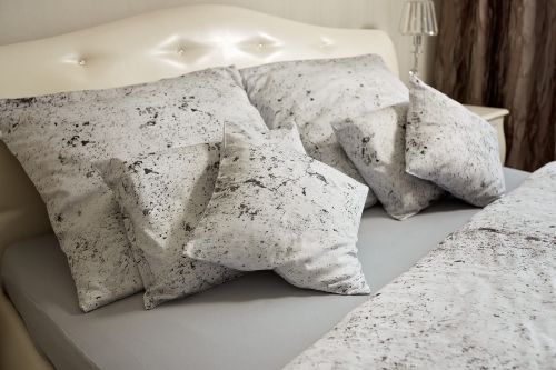 prześcieradło szare z gumką