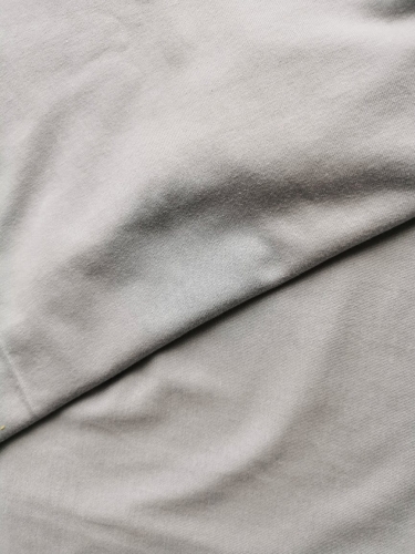 prześcieradło z gumką szare